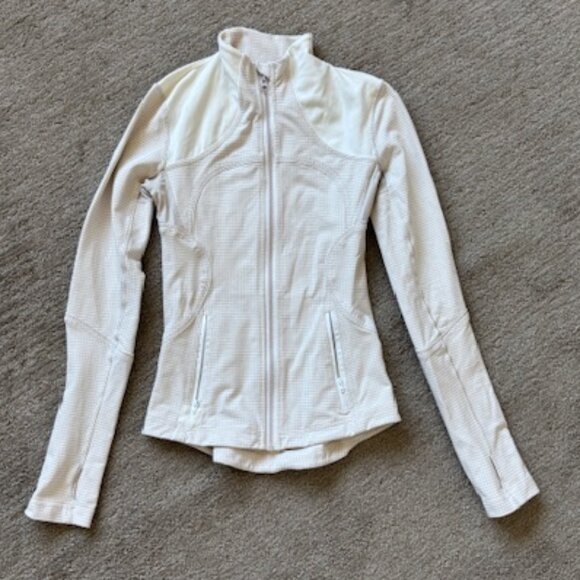 Lululemon Women's Pullover Jacket in Perfect Condition - Picture 1 of 3